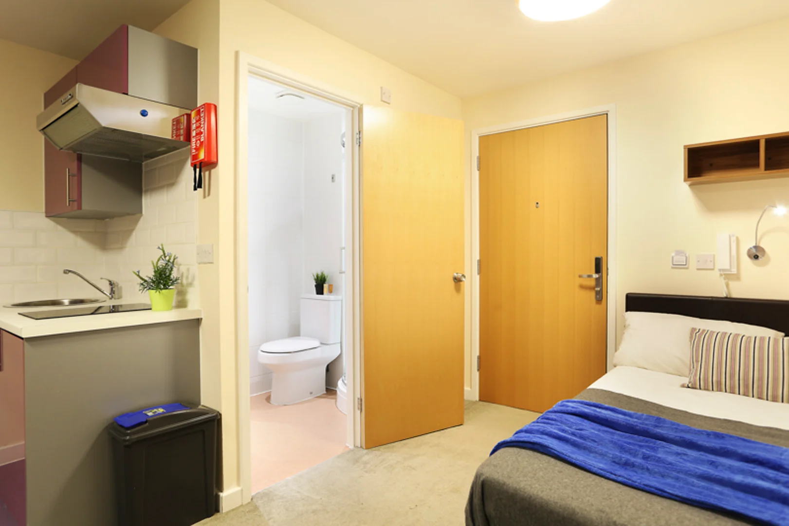 Abgeschlossenes Studio für Studenten im Zentrum von 