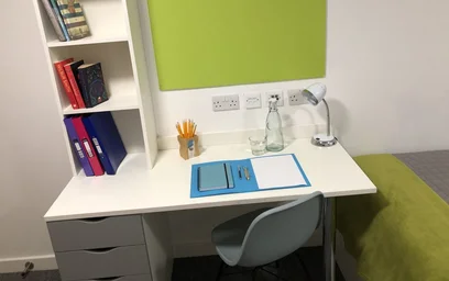 Studio in residence at 164 Tudor Rd, Leicester LE3 5HU, United Kingdom, image 22 of 49