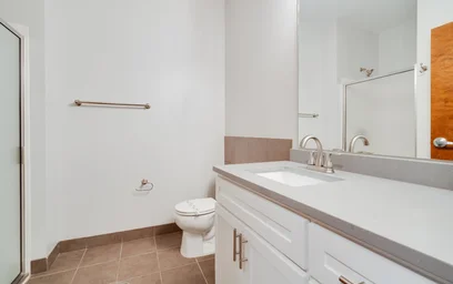 Dairenin tamamı Ikamet yerinde konumu 406 12th Ave SE, Minneapolis, MN 55414, United States, 12 38 görüntüsü