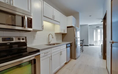 Dairenin tamamı Ikamet yerinde konumu 406 12th Ave SE, Minneapolis, MN 55414, United States, 18 38 görüntüsü
