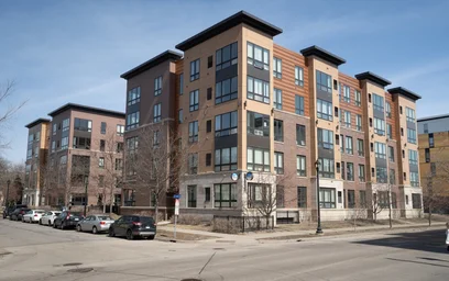 Dairenin tamamı Ikamet yerinde konumu 406 12th Ave SE, Minneapolis, MN 55414, United States, 10 38 görüntüsü