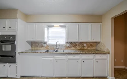 Gesamte Unterkunft im Wohnheim in der Street, TX, Houston, United States, 77088, bild 12 von 26
