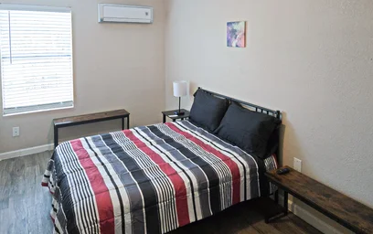 Gesamte Unterkunft im Wohnheim in der Street, TX, Houston, United States, 77088, bild 7 von 26