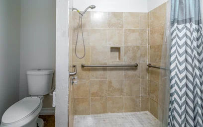 Gesamte Unterkunft im Wohnheim in der Street, TX, Houston, United States, 77033, bild 27 von 28