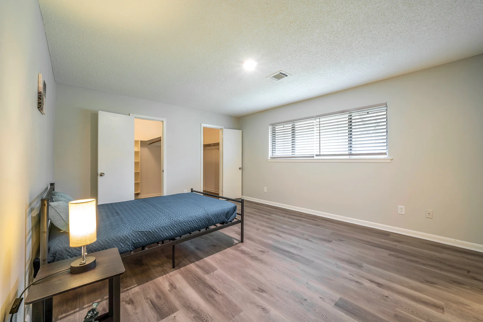 Street, TX, Houston, United States, 77013
