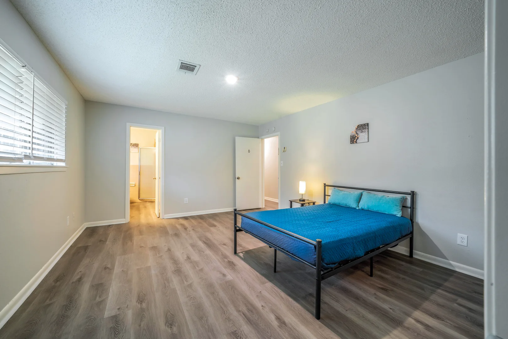 Street, TX, Houston, United States, 77013