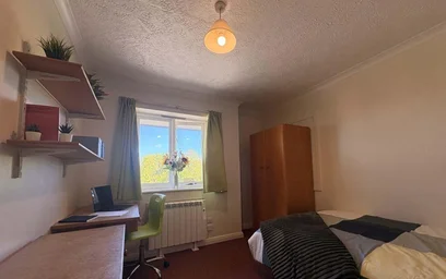 Gesamte Unterkunft im Wohnheim in der Pin Hill Canterbury CT1 2RB, bild 1 von 19