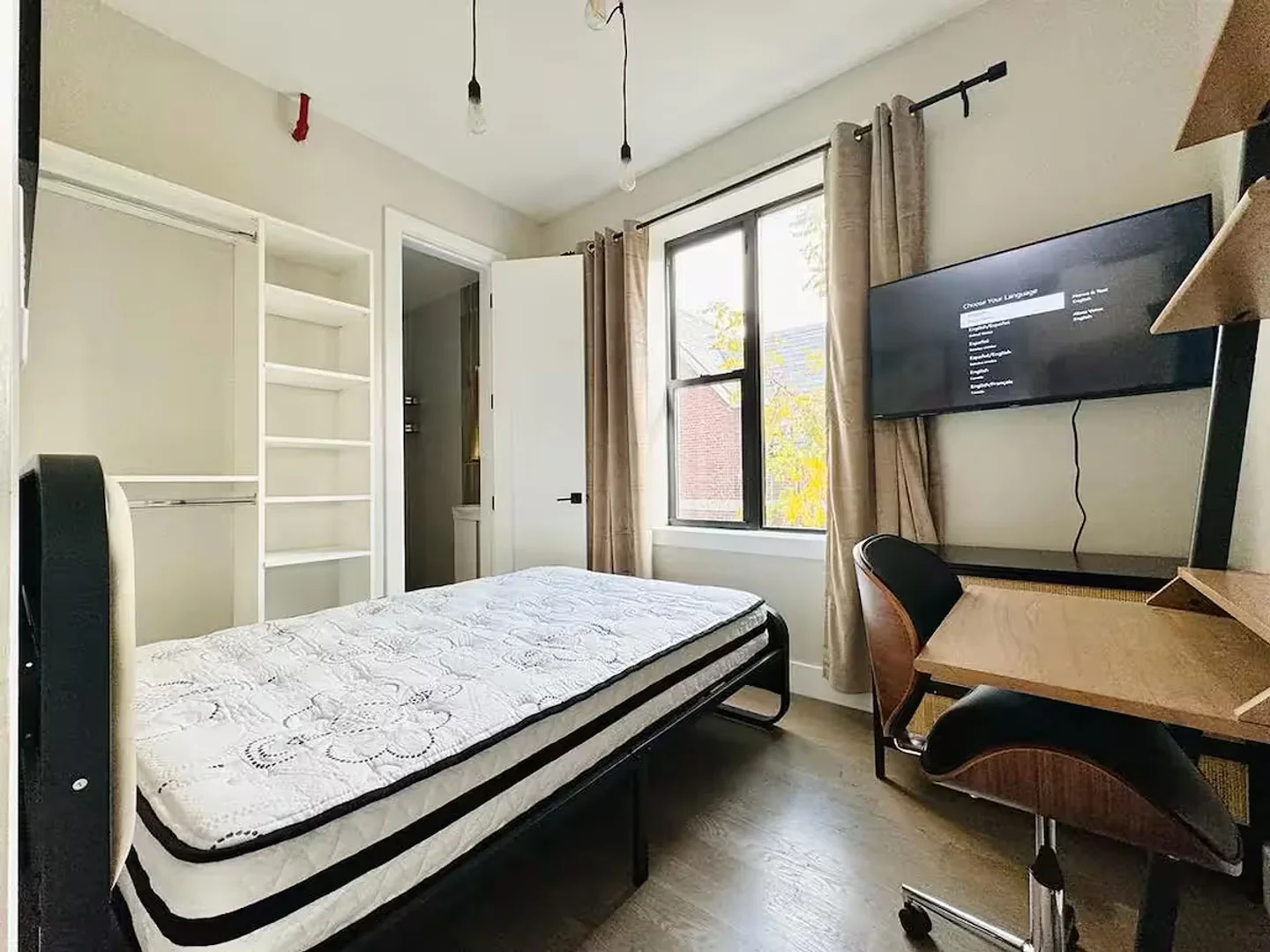 358 Irving Avenue, 3B, Bushwick, Brooklyn, NY, 11237