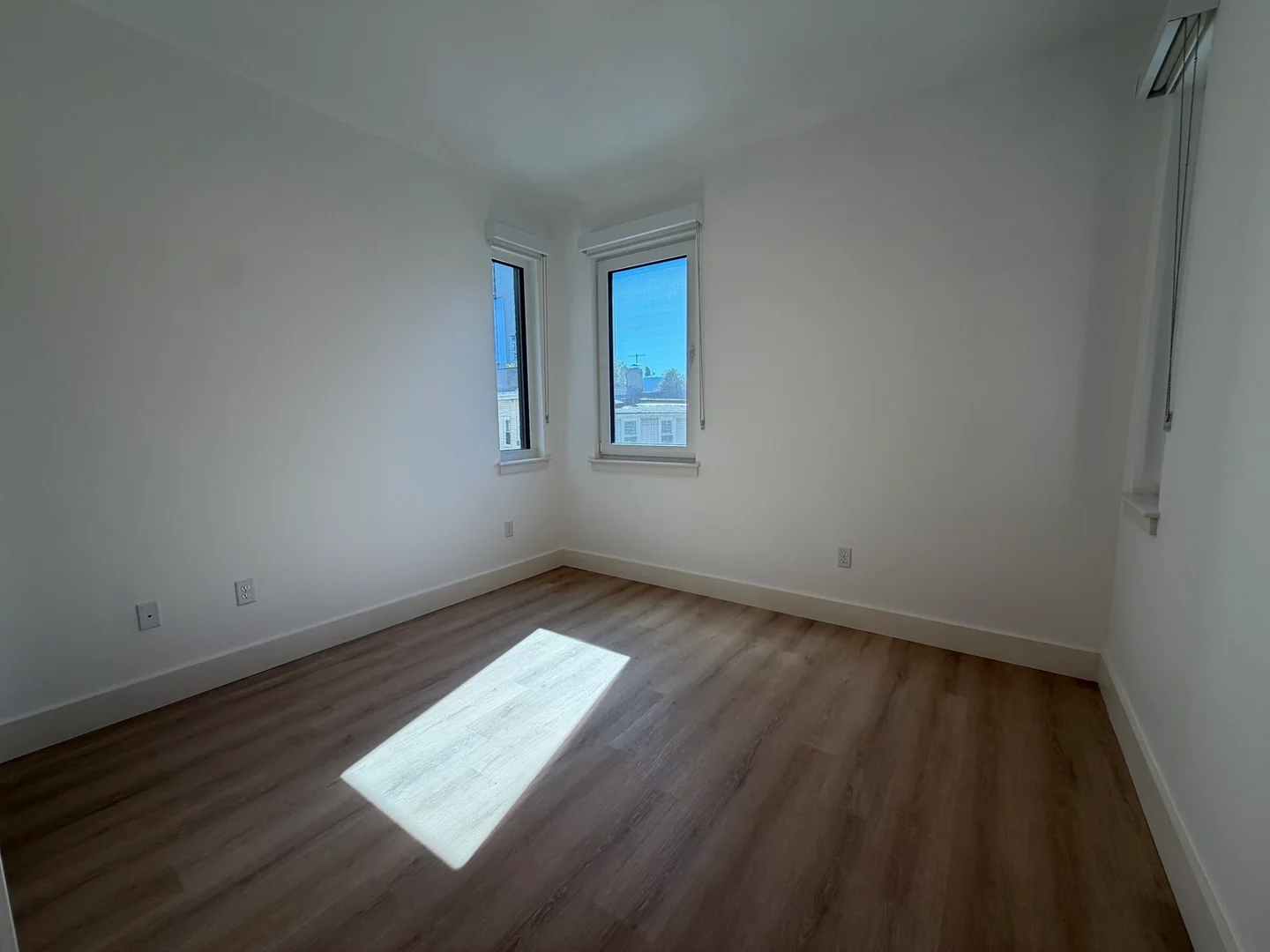 20, Medford St., Unit 211, East Cambridge, Somerville, MA, 02143