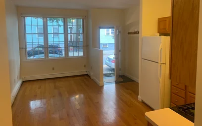 Entire apartment in residence at 202, Hurley St., Unit 0, East Cambridge, Cambridge, MA, 02141, image 11 of 16