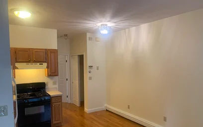 Entire apartment in residence at 202, Hurley St., Unit 0, East Cambridge, Cambridge, MA, 02141, image 3 of 16