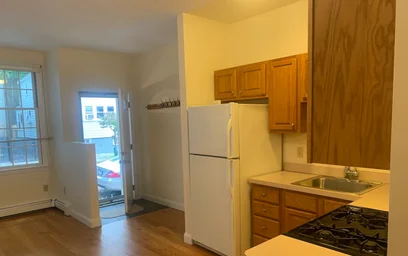 Entire apartment in residence at 202, Hurley St., Unit 0, East Cambridge, Cambridge, MA, 02141, image 7 of 16