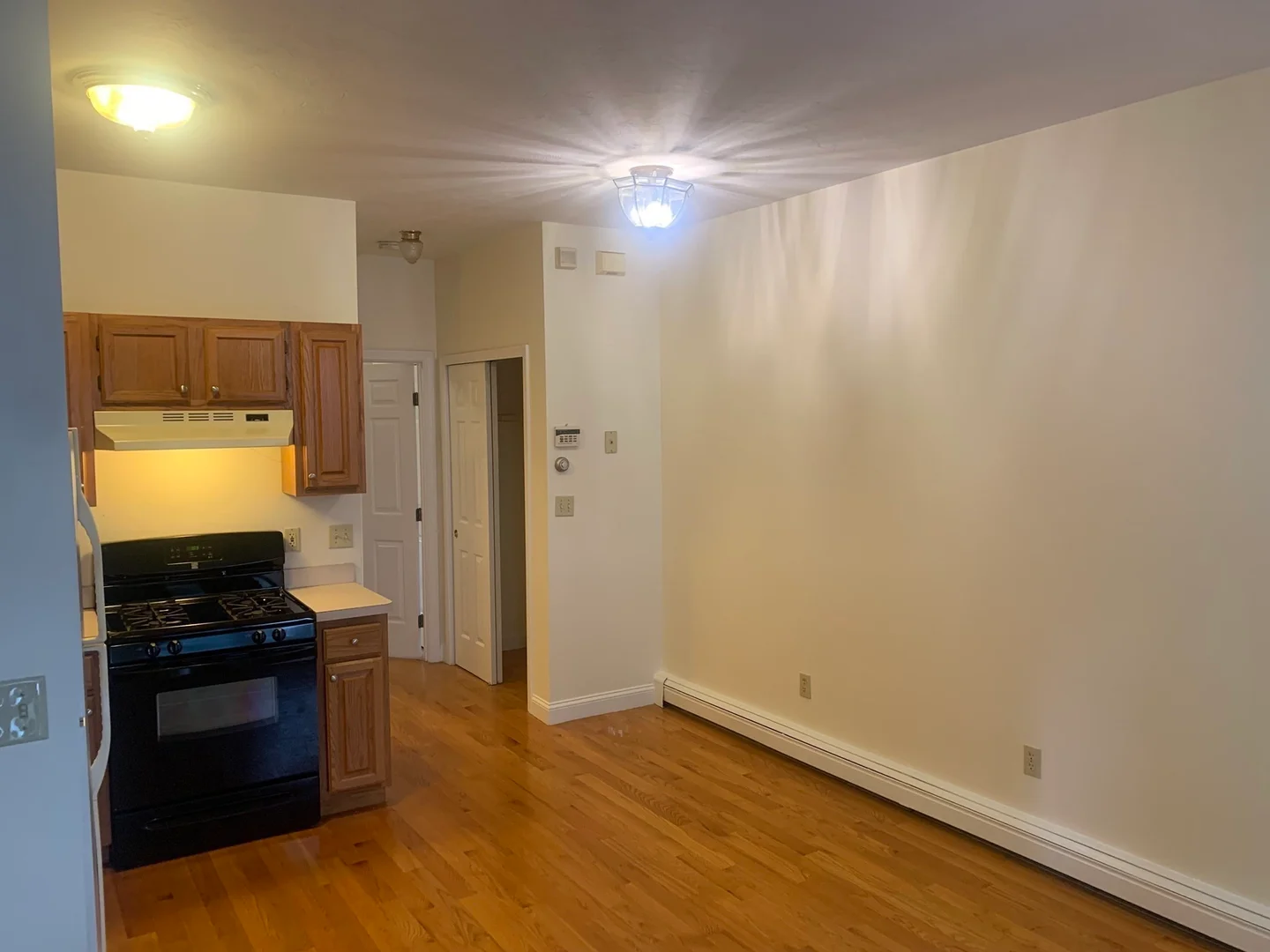 202, Hurley St., Unit 0, East Cambridge, Cambridge, MA, 02141