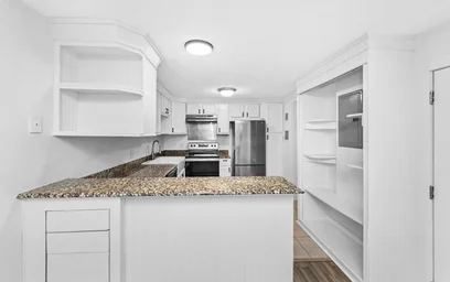 Apartamento totalmente mobilado em {area}