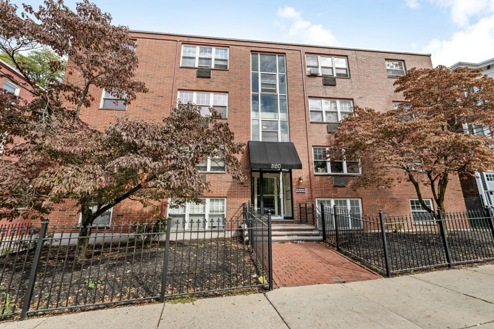 520, Talbot Ave., Unit 4, Dorchester, Boston, MA, 02124