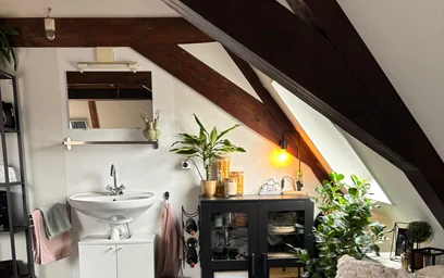 Quarto para alugar com cama de casal em {area}