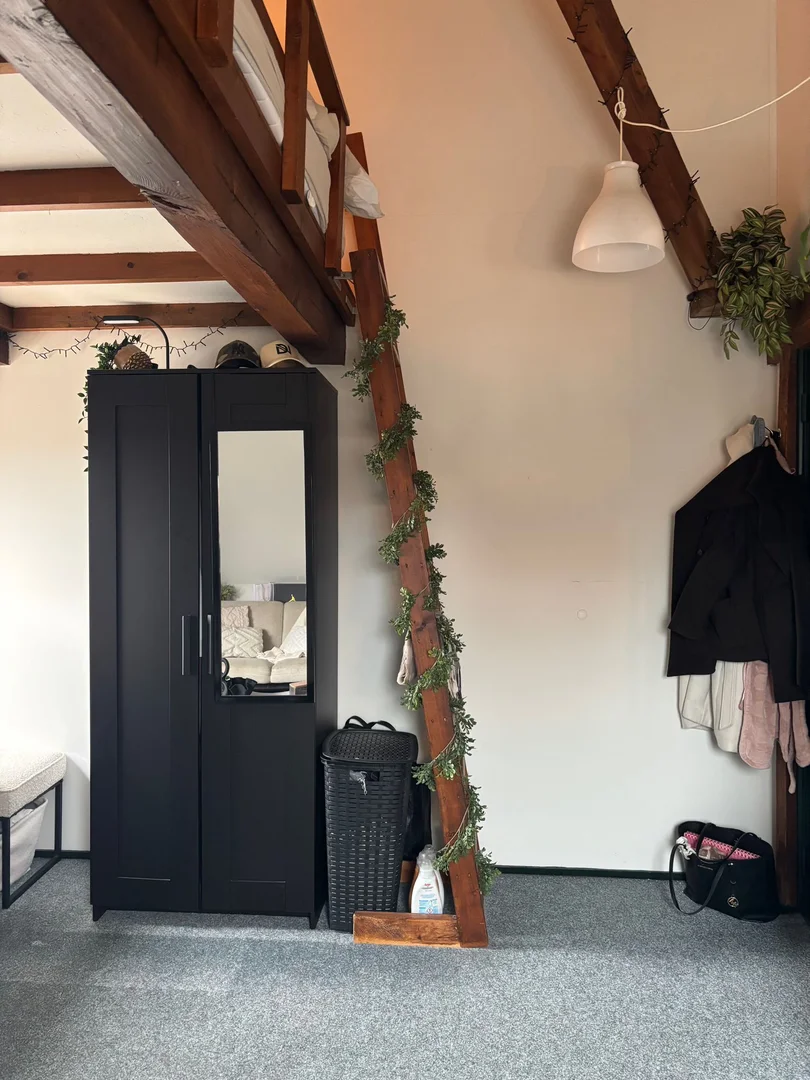 Quarto amigo do estudante em  com comodidades modernas