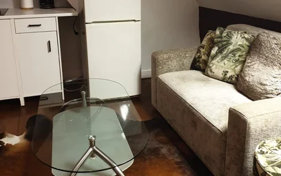 Alquiler de habitación en piso compartido en {area}