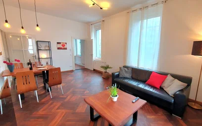 Entire apartment at Hans-Zöller-Straße, image 2 of 13