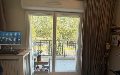 Entire apartment at Quai de Dion Bouton, image 9 of 10
