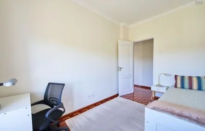 Quarto privado em Lumiar - R. Luís de Freitas Branco, 5º Esquerdo, imagem 35 de 40