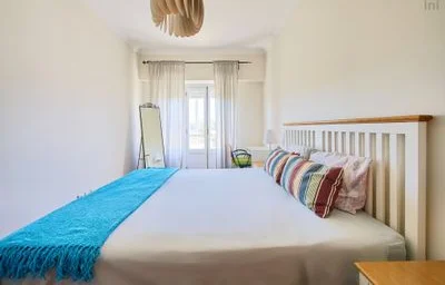Quarto privado em Lumiar - R. Luís de Freitas Branco, 5º Esquerdo, imagem 33 de 40