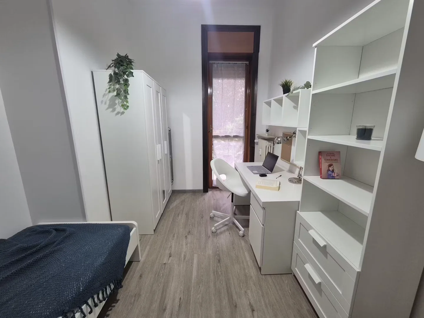 Quarto acolhedor para estudantes disponível em 