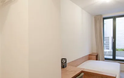 Quarto privado em Rue Herman, Collignon, imagem 2 de 10