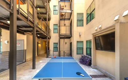 Alojamiento entero en residencia en 800 W 26th Street, Austin, TX 78705, United States, imagen 12 de 24