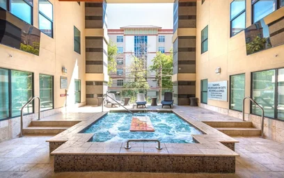 Alojamiento entero en residencia en 800 W 26th Street, Austin, TX 78705, United States, imagen 16 de 24