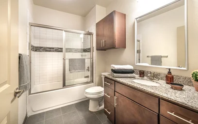 Alojamiento entero en residencia en 800 W 26th Street, Austin, TX 78705, United States, imagen 9 de 24