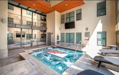 Alojamiento entero en residencia en 800 W 26th Street, Austin, TX 78705, United States, imagen 15 de 21