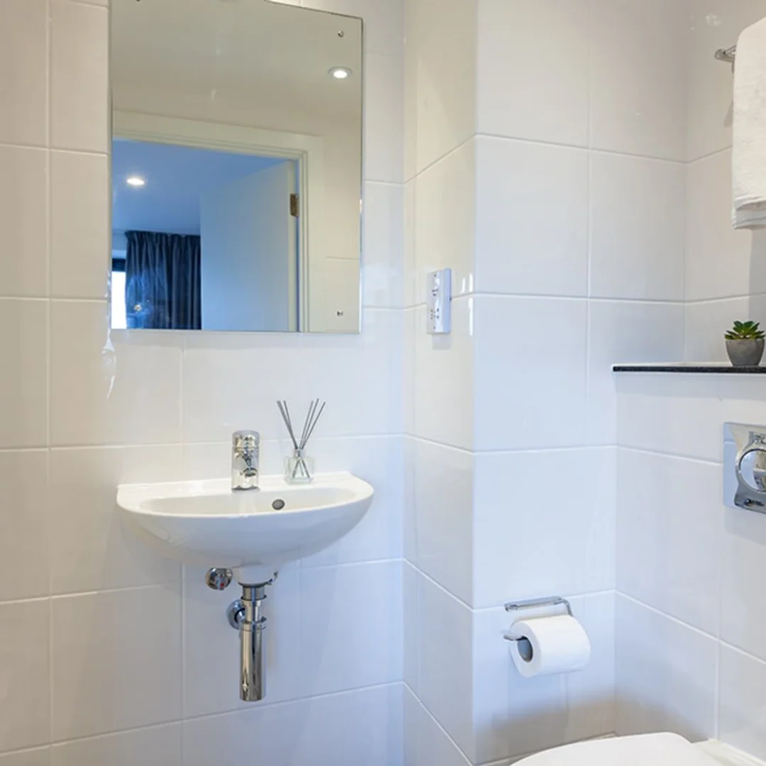 192 Erskine St, Liverpool L6 1AJ, United Kingdom         