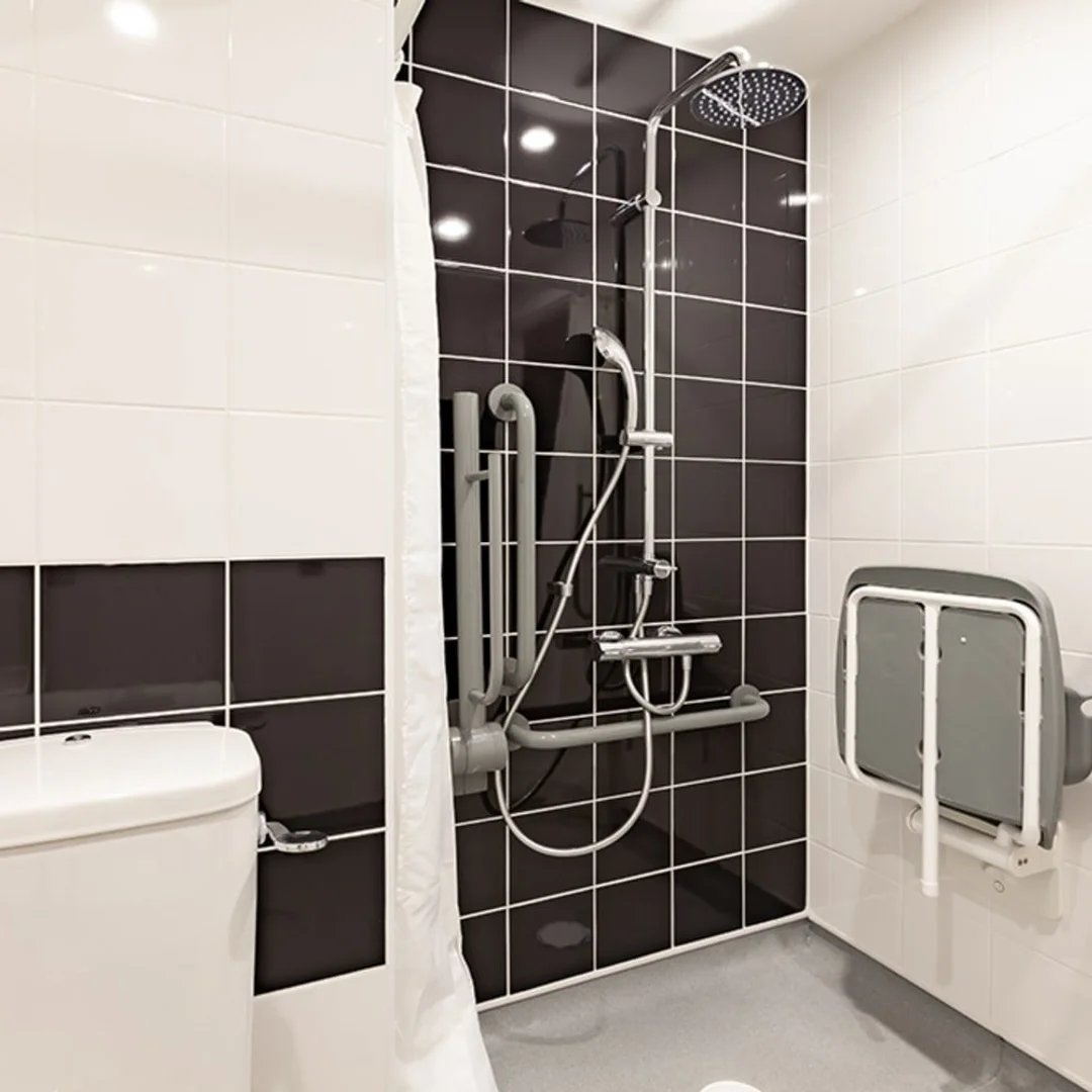192 Erskine St, Liverpool L6 1AJ, United Kingdom         