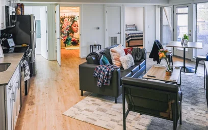 Alojamiento entero en residencia en 512 S 3rd St, Champaign, IL 61820, United States, imagen 2 de 49