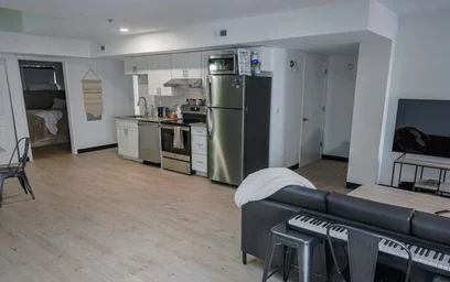 Alojamiento entero en residencia en 512 S 3rd St, Champaign, IL 61820, United States, imagen 24 de 49
