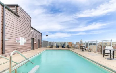 Alojamiento entero en residencia en 433 W Johnson St, Madison, WI 53703, United States, imagen 24 de 32