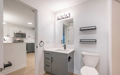 Logement entier en résidence à 4730 University Way NE, Seattle, WA 98105, United States, image 31 de 49