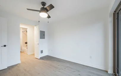 Logement entier en résidence à 4730 University Way NE, Seattle, WA 98105, United States, image 37 de 49