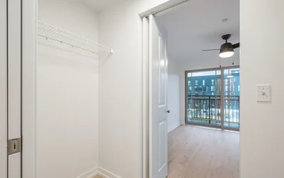 Logement entier en résidence à 4730 University Way NE, Seattle, WA 98105, United States, image 40 de 49