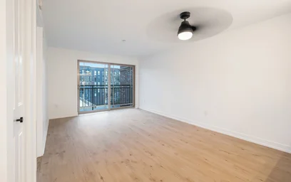 Logement entier en résidence à 4730 University Way NE, Seattle, WA 98105, United States, image 42 de 49