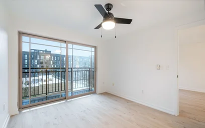 Logement entier en résidence à 4730 University Way NE, Seattle, WA 98105, United States, image 44 de 49
