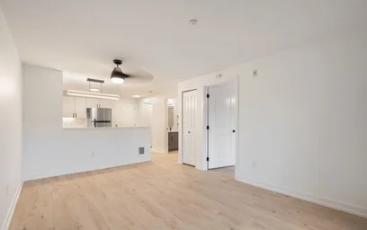 Logement entier en résidence à 4730 University Way NE, Seattle, WA 98105, United States, image 46 de 49