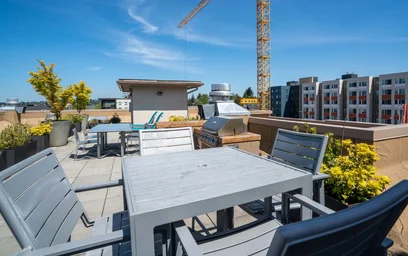 Logement entier en résidence à 4730 University Way NE, Seattle, WA 98105, United States, image 8 de 49