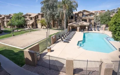 Całe miejsce w rezydencji 1111 E Apache Blvd, Tempe, AZ 85281, USA, obraz 17 19