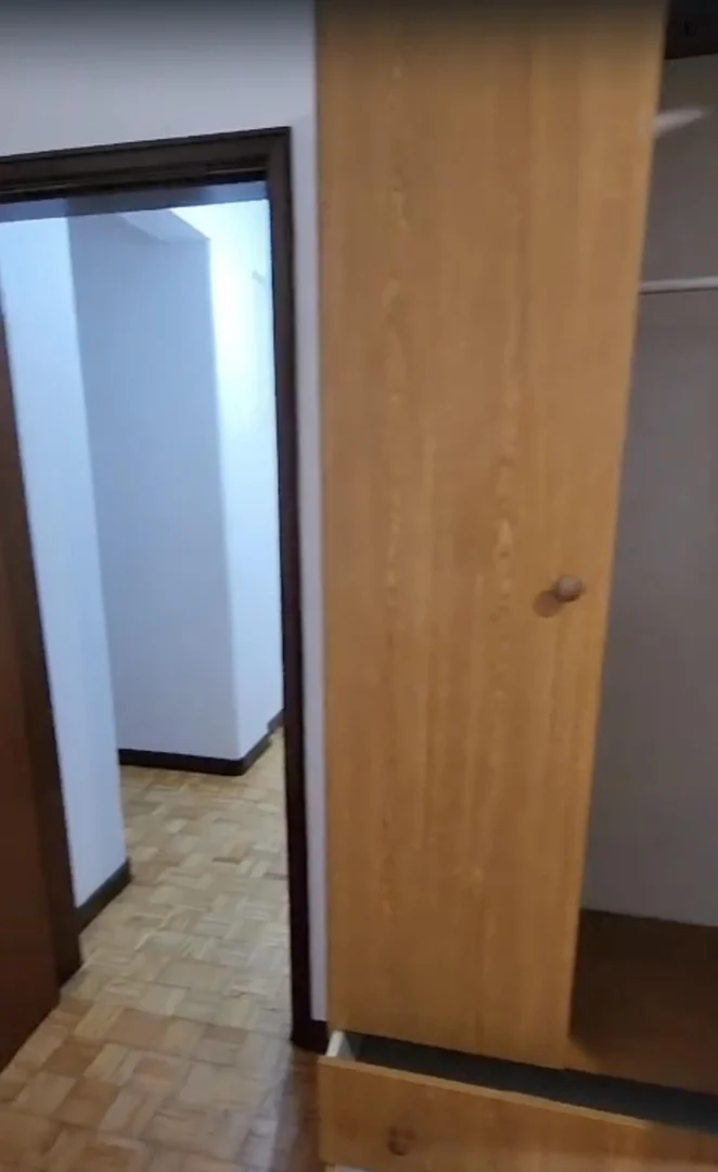  bölgesinde konforlu ve ferah öğrenci odası