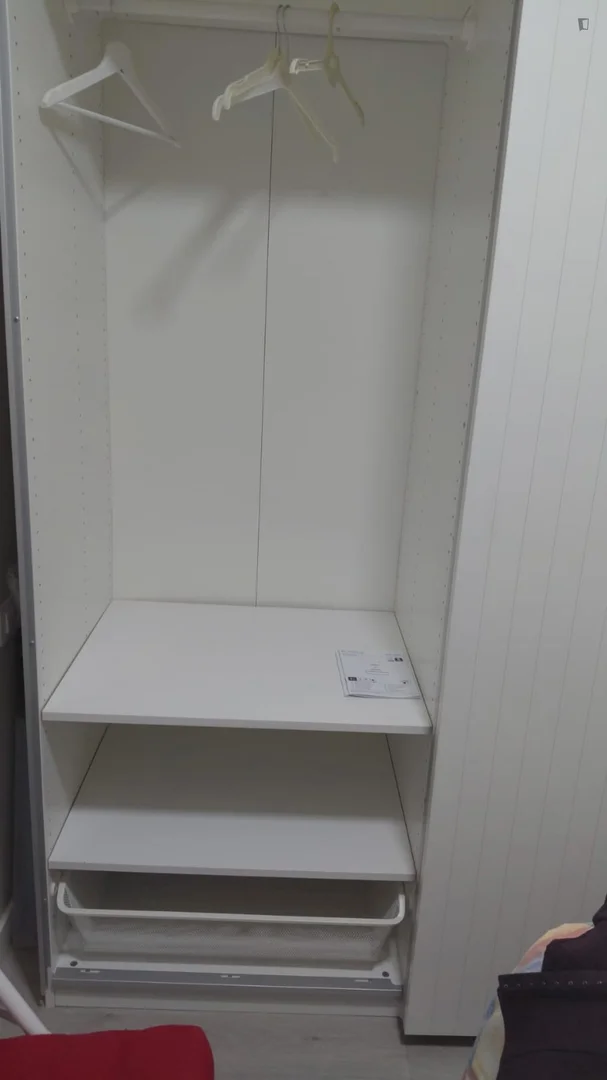 Functional student room perfect for studying in