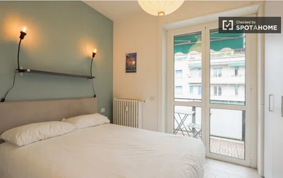 Alojamiento entero en Via Gianfranco Zuretti, imagen 6 de 19