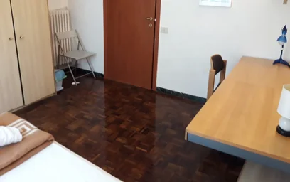 Chambre partagée à Via Giacomo di Mino il Pellicciaio, image 3 de 5