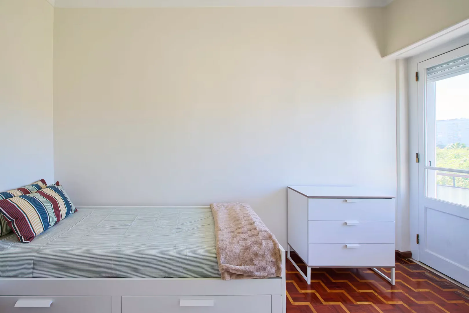 Studentenfreundliches Zimmer in mit modernen Annehmlichkeiten